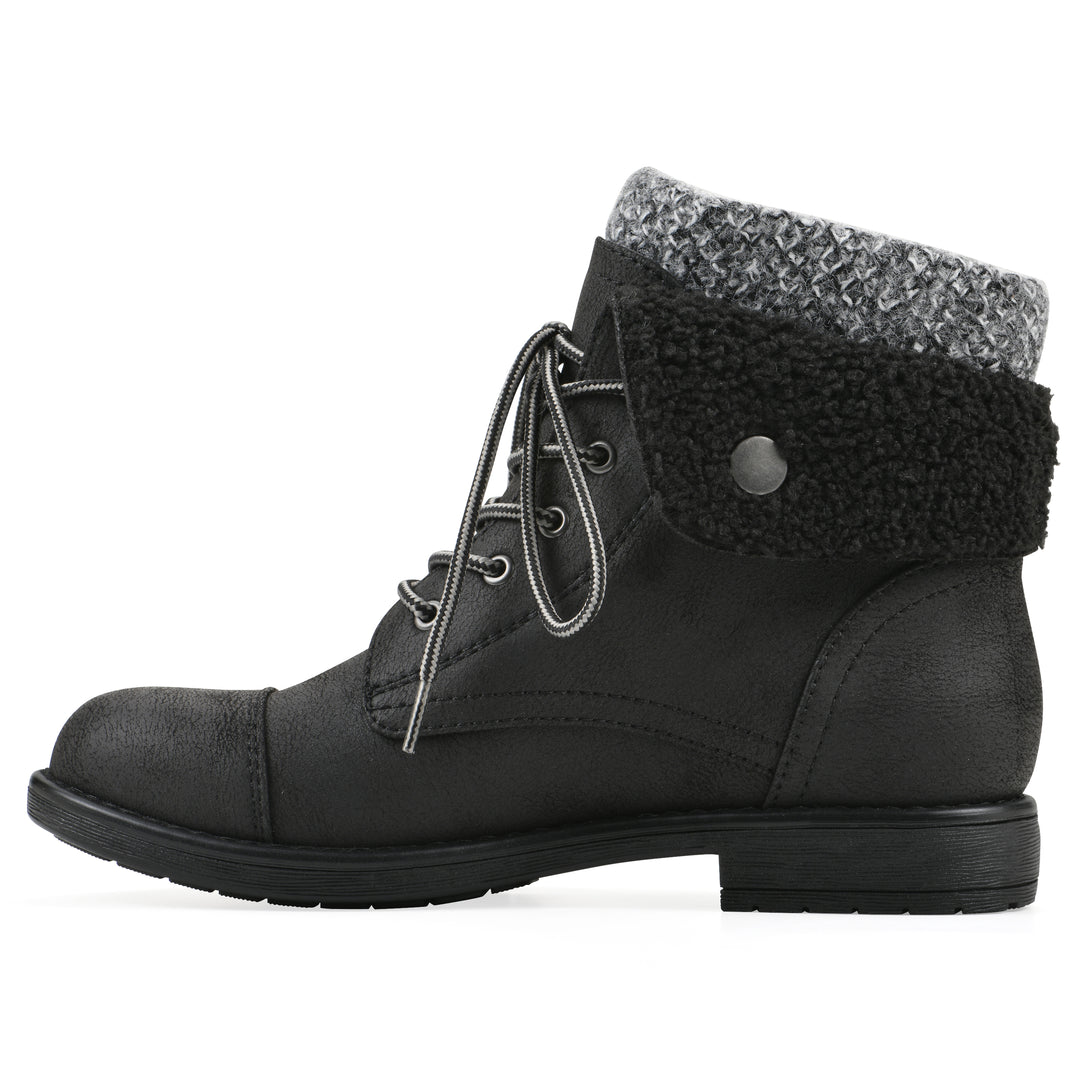 Duena Bootie