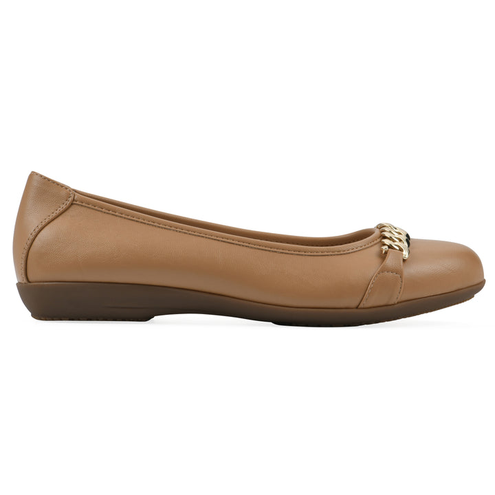 Charmed Flat - Tan