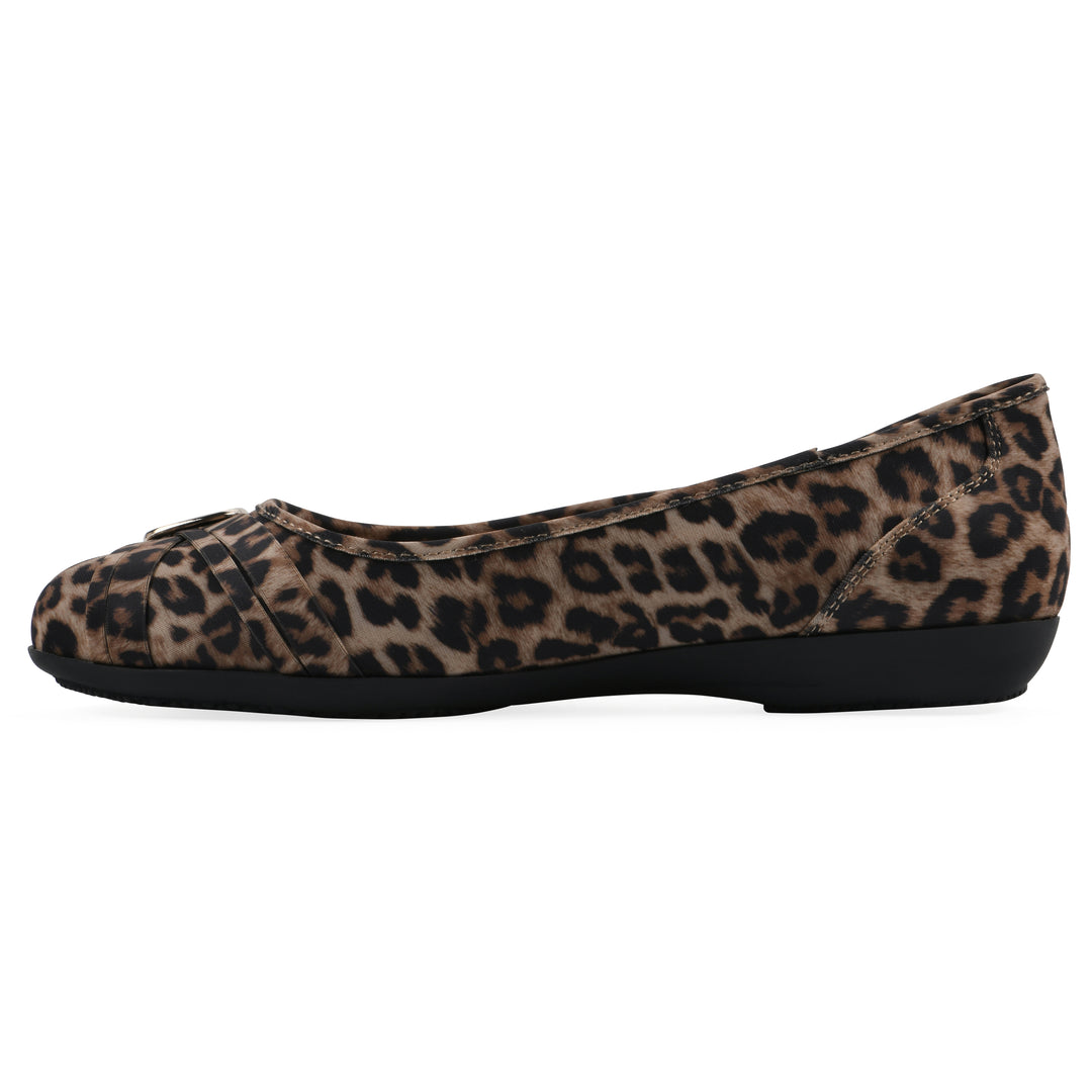 Calming Flat - Tan Leopard Nylon