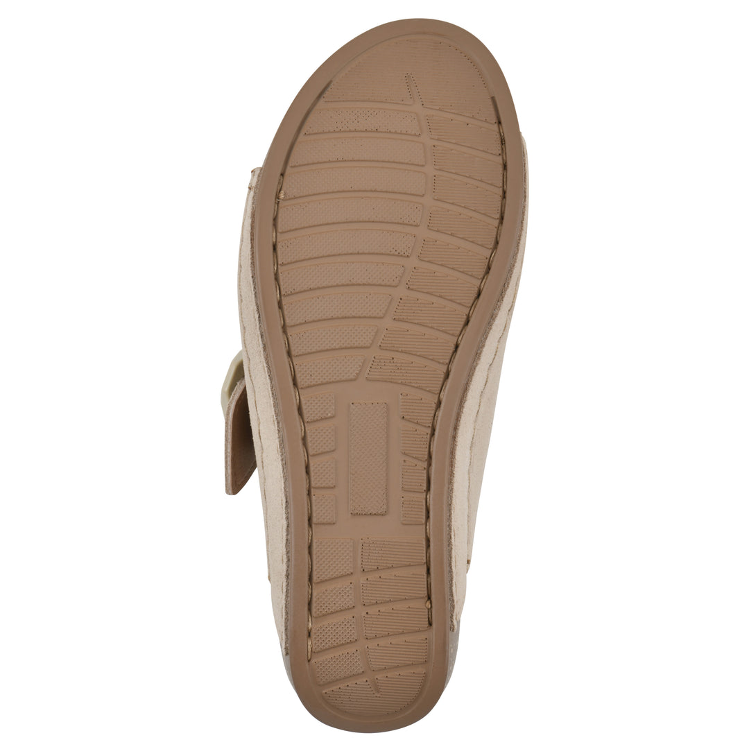 Fearful Wedge Sandal